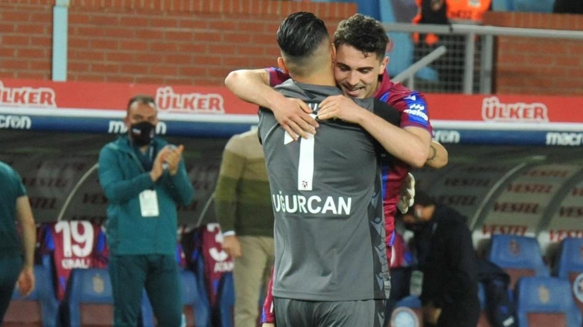 Trabzonspor sahasında Antalyaspor'u 2-1 mağlup etti