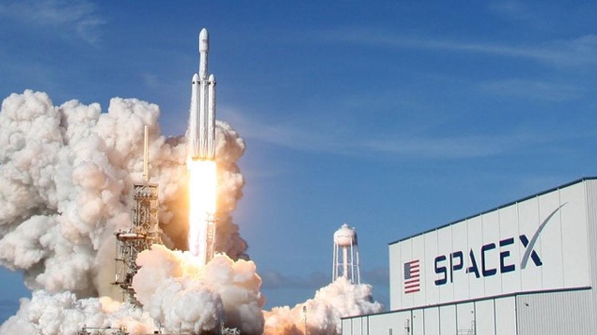 SpaceX'ten Dogecoin hamlesi! Uydu yerletirme creti olarak kabul edecek