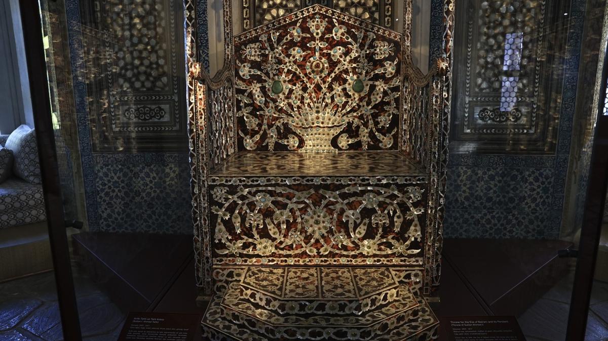 "Arife Tahtı" Topkapı Sarayı'nda sergileniyor