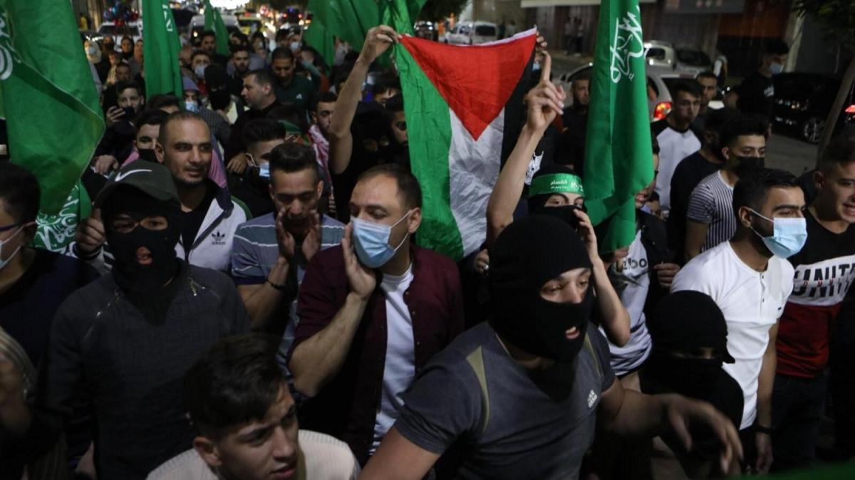 Hamas: 'Filistin halknn dik duruu korkaka saldrlarla rtlemez'