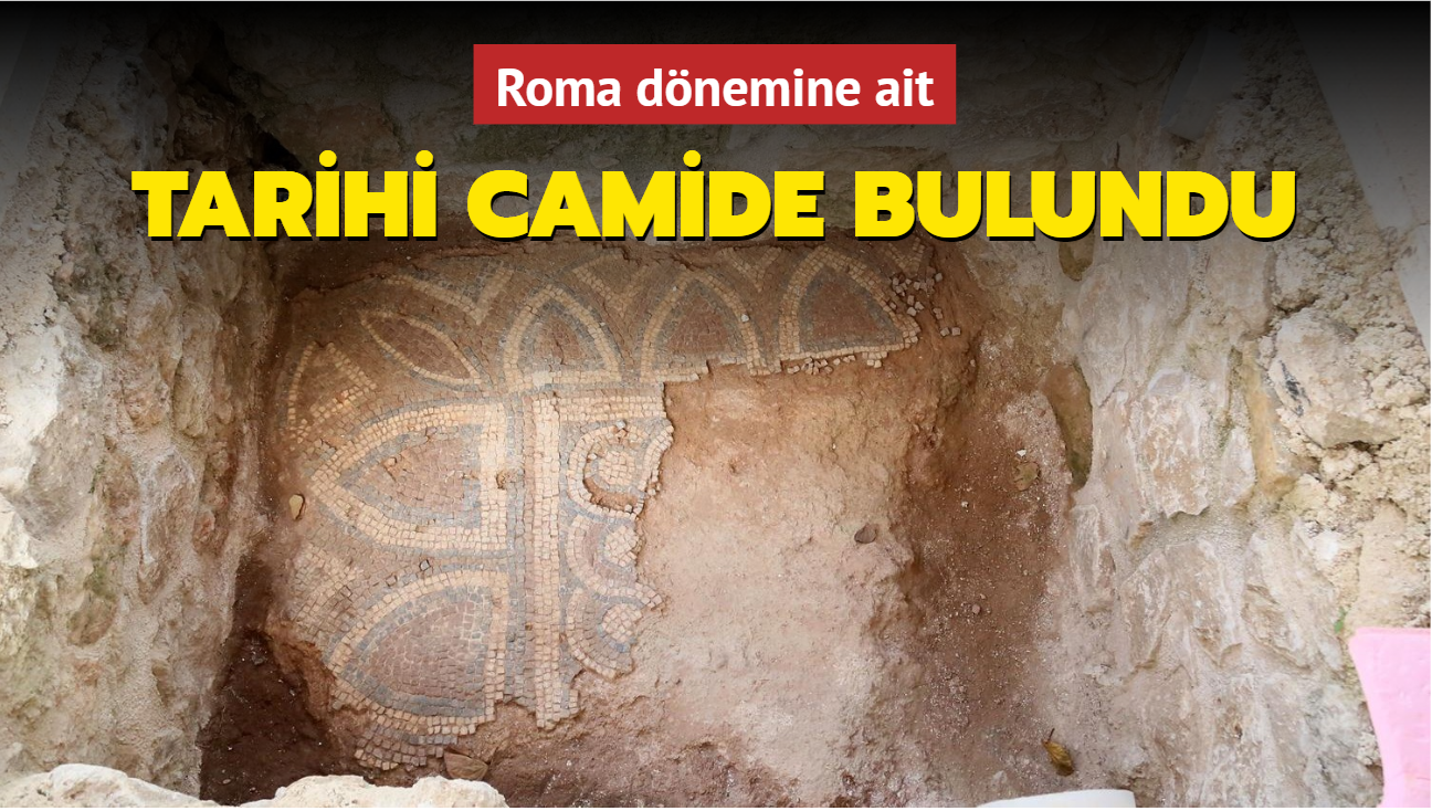 Antalya'da cami avlusunda Roma dnemine ait mozaik kefedildi