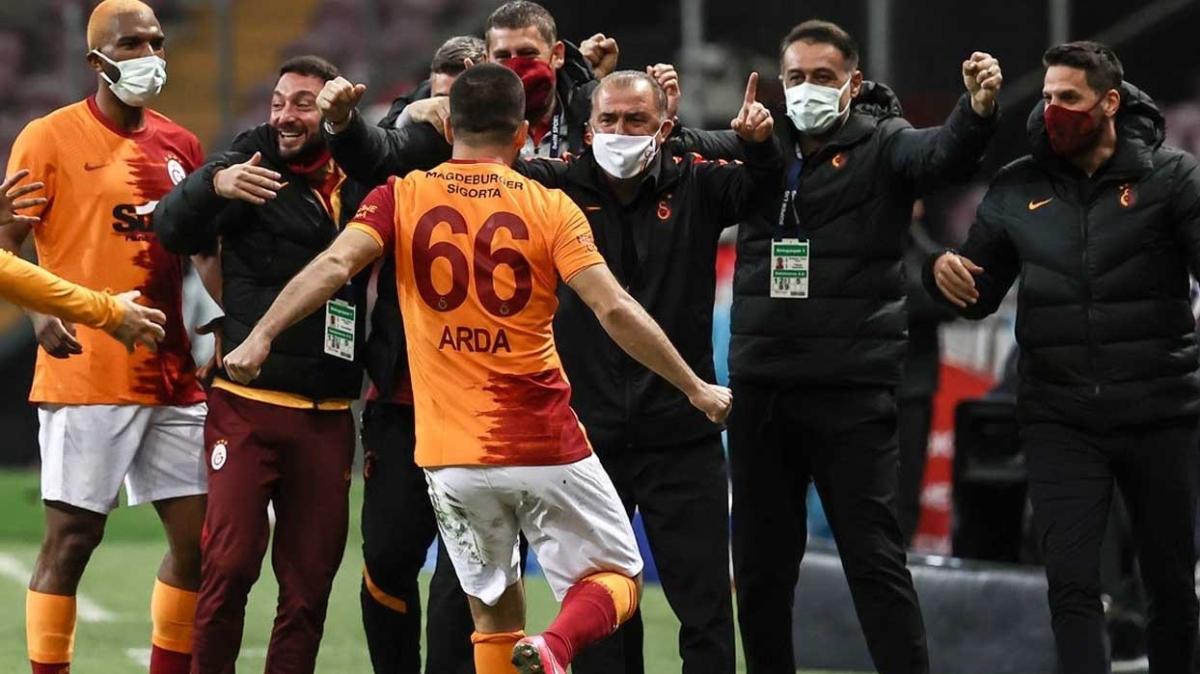 Galatasaray'da Arda Turan'n gelecei belli oluyor