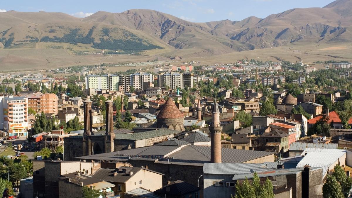 Erzurum Palandken'de 150 m2 daire icradan sata karld!