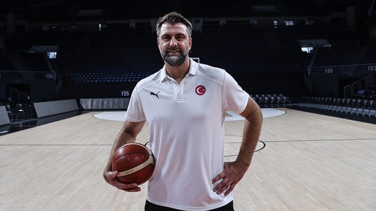 Mehmet Okur: 'Altn bir jenerasyon hakaladk'