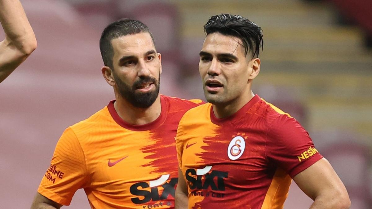 Galatasaray'da koronavirse yakalanan Radamel Falcao idmana katlmad