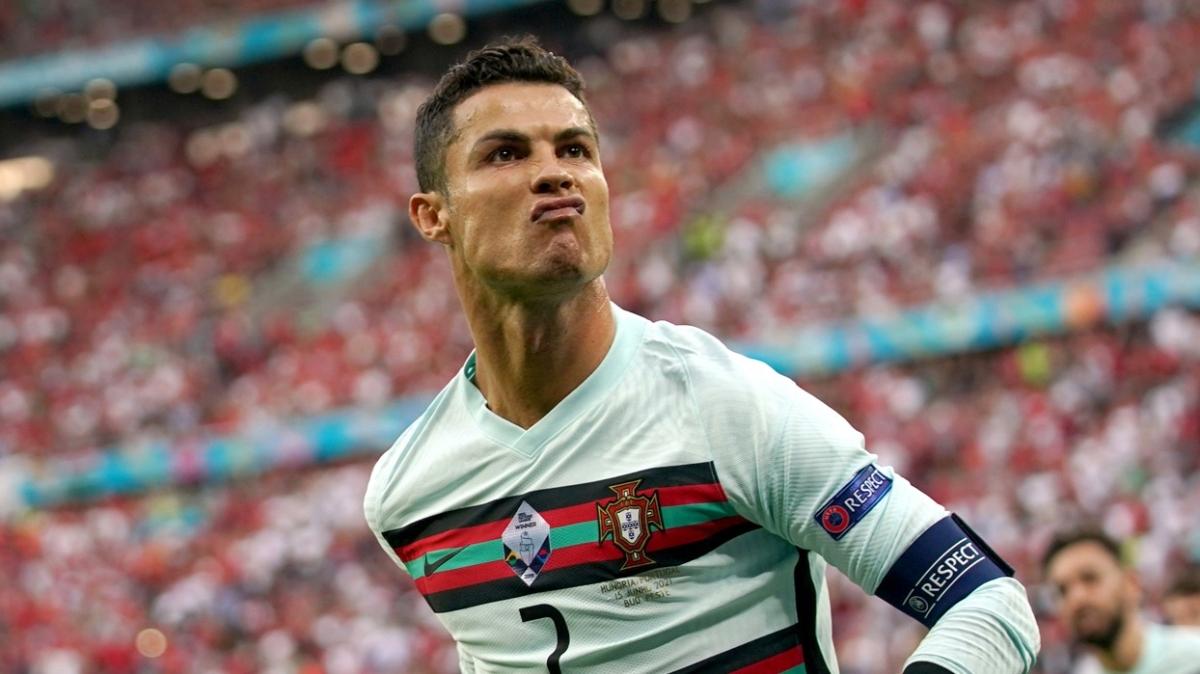 EURO 2020'de ilk malar sonunda manetlerde yine Cristiano Ronaldo var