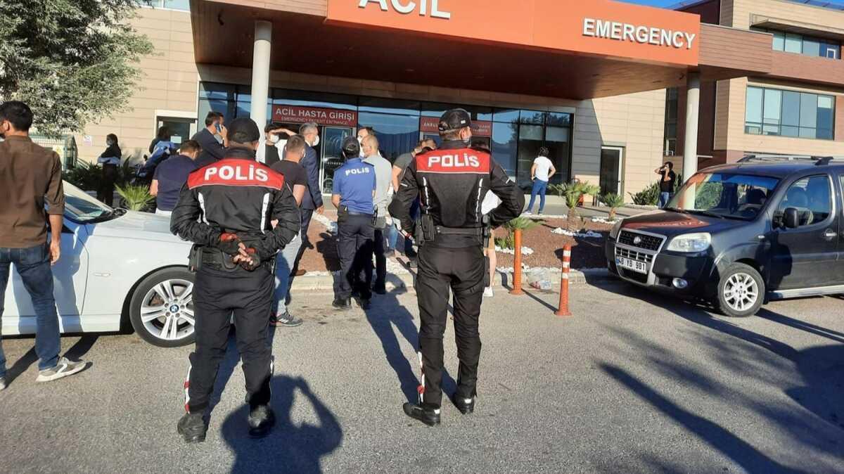 pheli tavrlar nedeniyle takip etmiti... 1 polisi ehit ettiler
