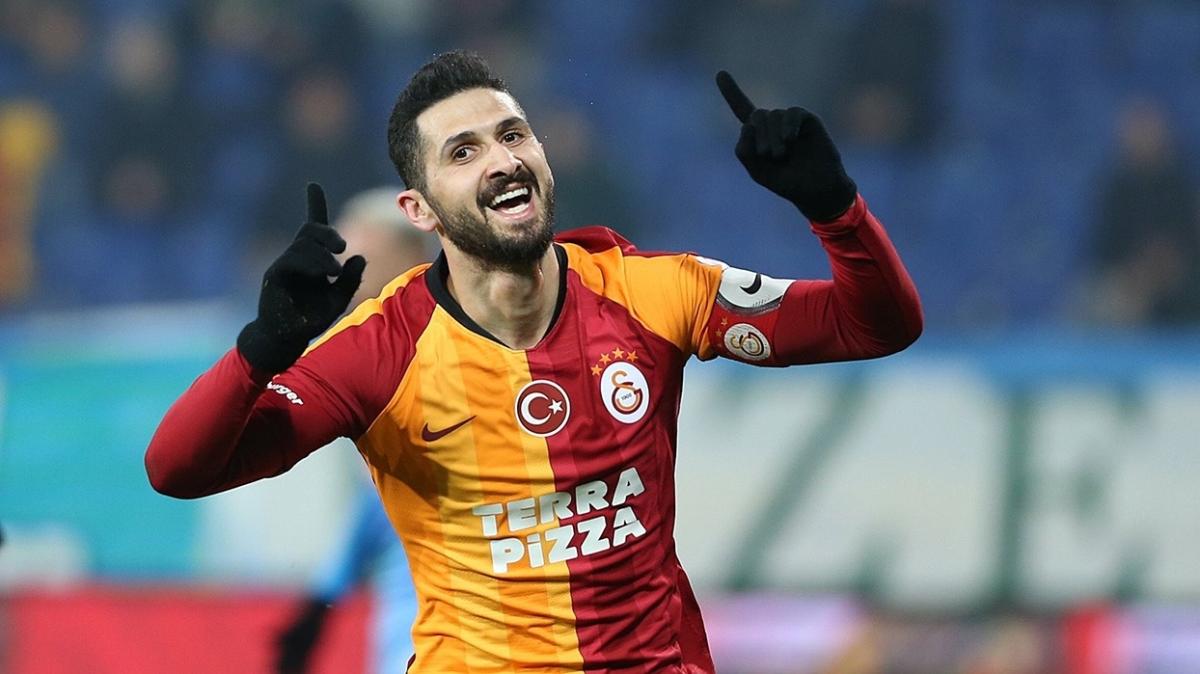 Son dakika Galatasaray haberleri... Emre Akbaba imzay atyor
