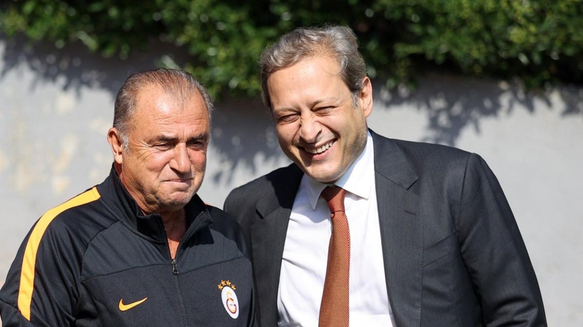 Galatasaray'da sradaki imzalar Arda Turan ve Emre Akbaba'dan