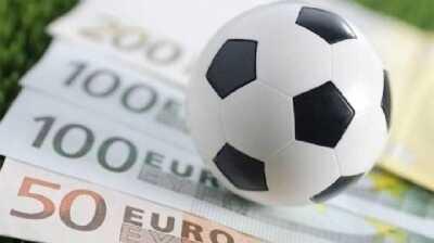 �ZEL! Futbolcular vergiden bihaber