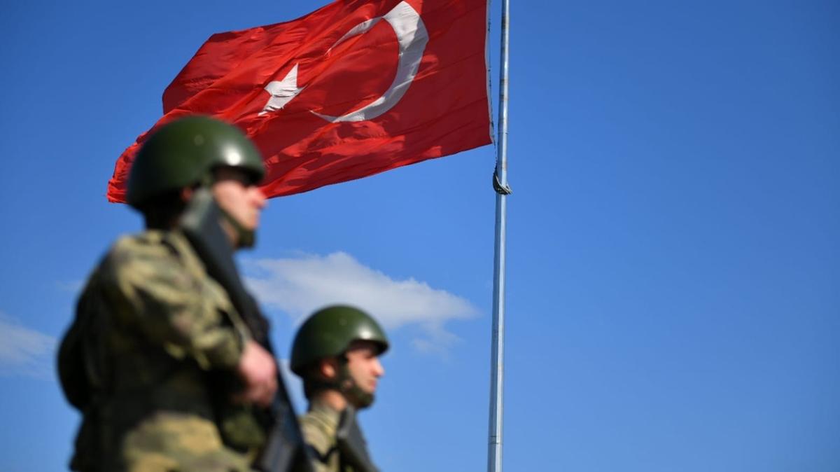 Son dakika haberi: Yasa d yollarla Trkiye'ye girmeye alan 2 terrist yakaland