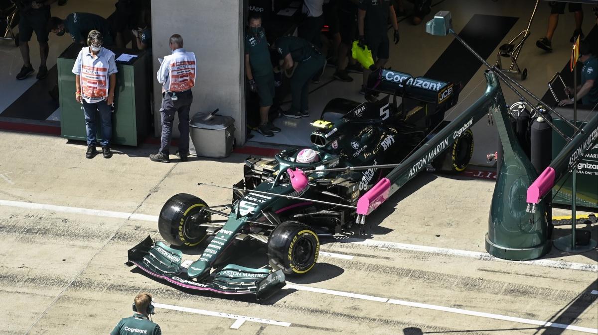 Formula+1%E2%80%99de+Sebastian+Vettel%E2%80%99e+engelleme+cezas%C4%B1