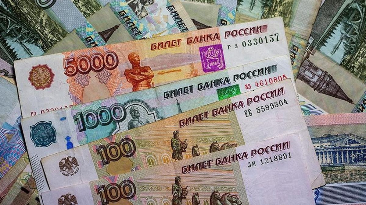 Koronavirs salgn Rus ekonomisini vurdu