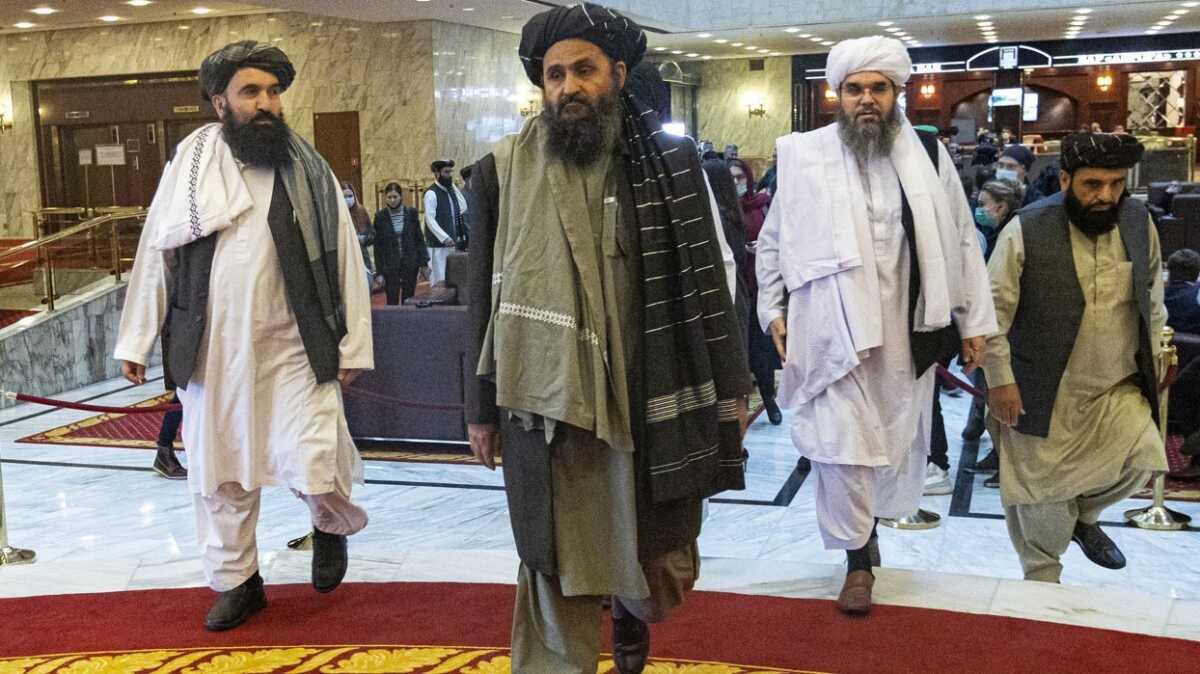 ABD Afganistan'dan ekiliyor.. Taliban heyeti Rusya'da