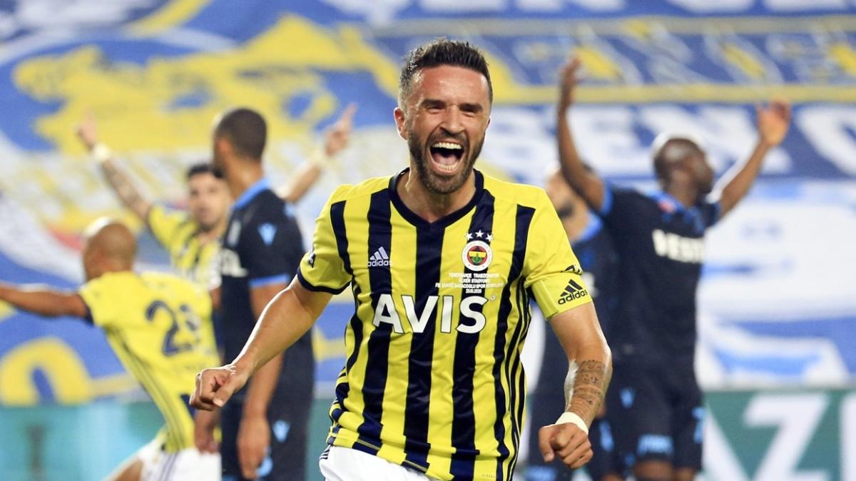 Gökhan Gönül'ün Fenerbahçe dönemi sona eriyor