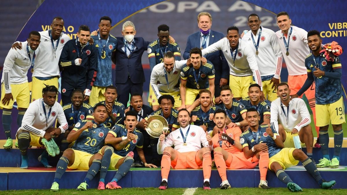 Kolombiya, Peru'yu devirerek Copa America'da nc oldu