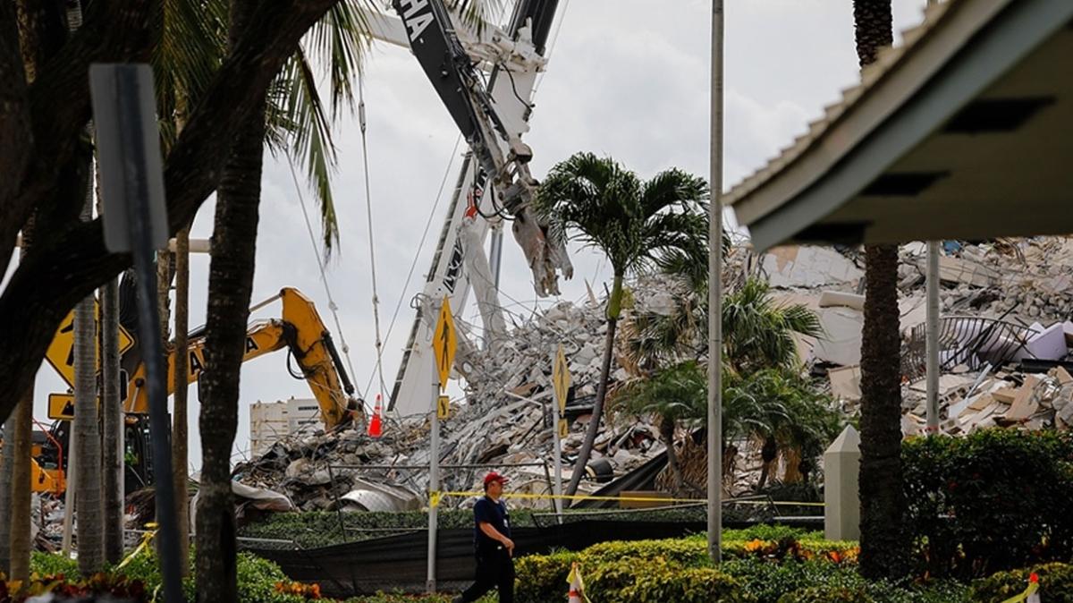 Miami çöken binada ölü sayısı 90'a çıktı