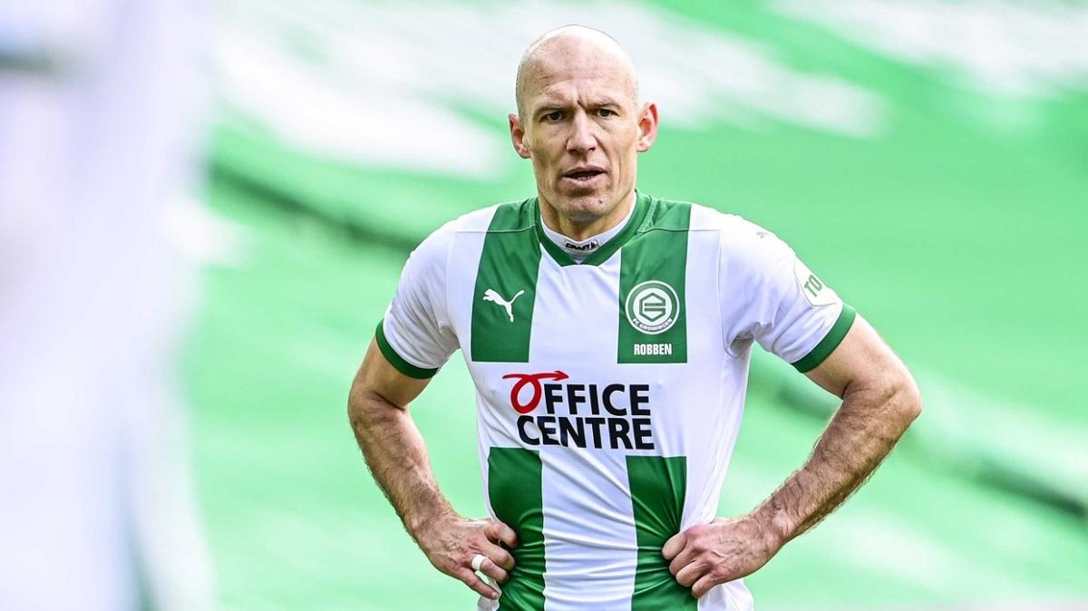 Arjen Robben bir kez daha emeklilik karar ald