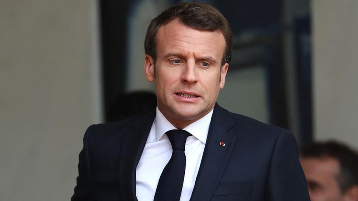 Macron'a tapnak ziyareti srasnda "Sen bir ateistsin" tepkisi