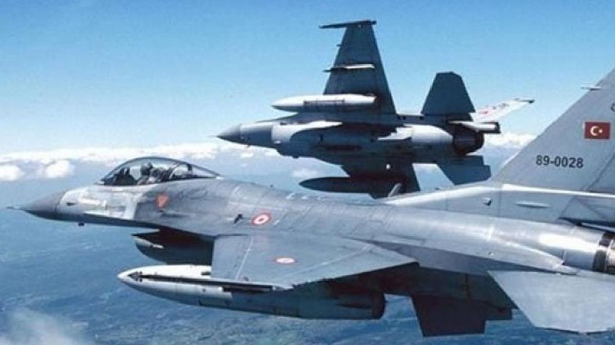 Türk F-16'ları Baltık Denizi'nde NATO görevinde