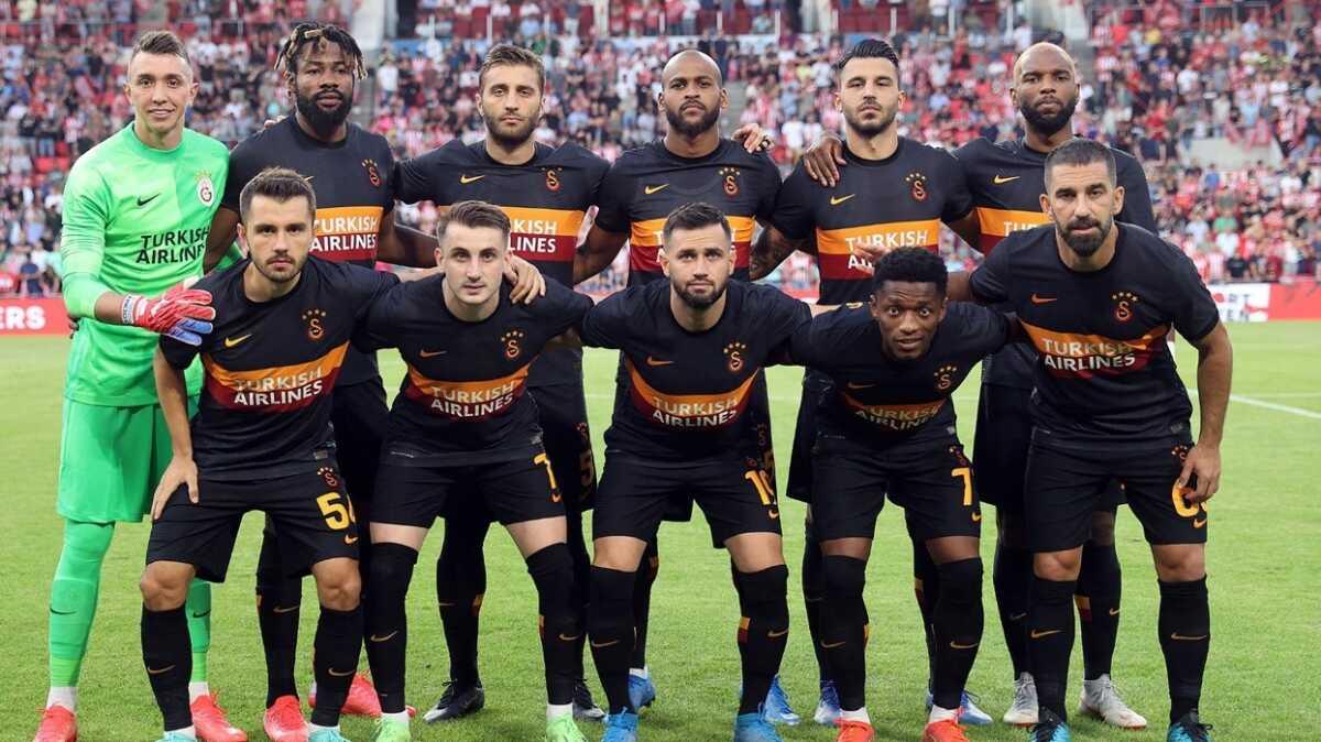 Galatasaray'da Christian Luyindama sat listesinde! Oyuncuya bildirildi
