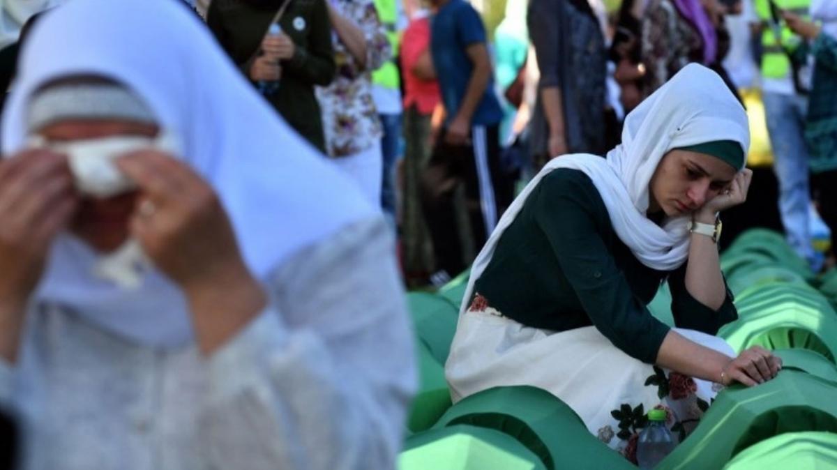 Bosna-Hersek'te yasa değişikliği: Srebrenitsa soykırımını inkâr artık cezaya tabi
