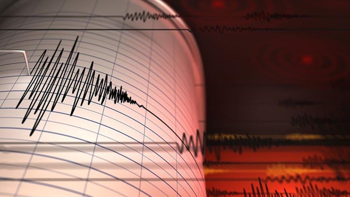 Son dakika deprem haberleri: Bingöl'de 4,3 büyüklüğünde deprem