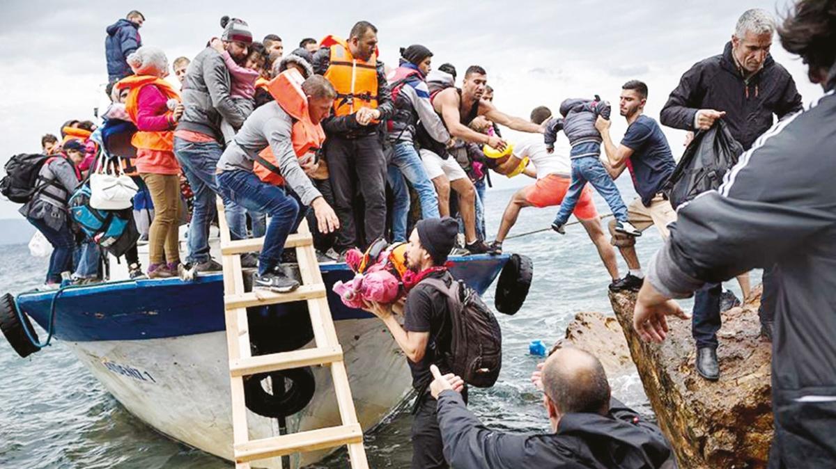 Guardian'dan gmen itiraf! "Avrupa ahlaki pusulasn yitirdi"