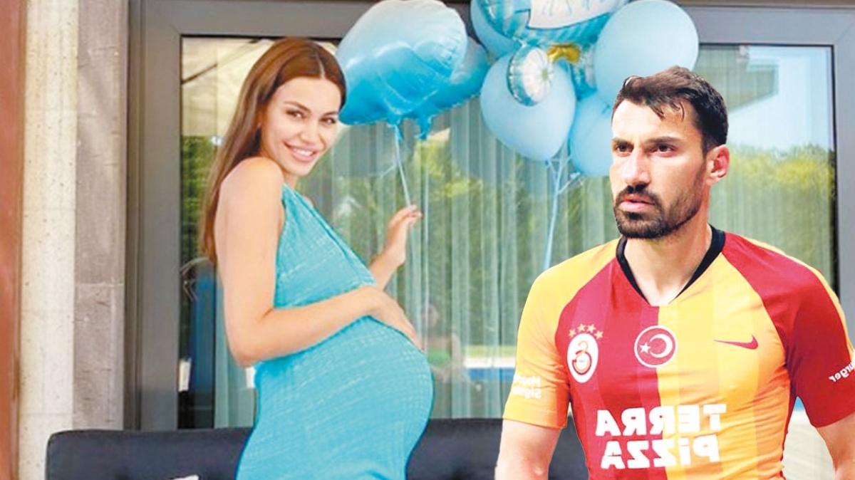 Yeni Gelin'in Dilan'ı Şilan Makal ile futbolcu Şener Özbayraklı'dan erkek bebek sürprizi