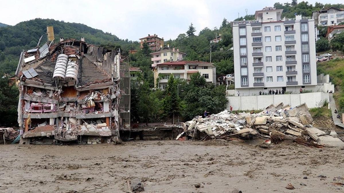 Bat Karadeniz'deki sel felaketinde can kayb 82'ye ykseldi