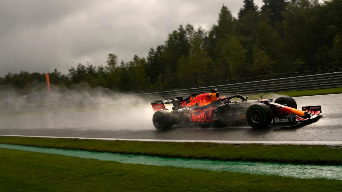 F1 Belika'da pole pozisyonu Max Verstappen'in