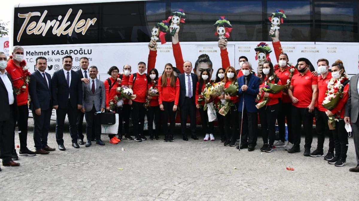 Olimpiyat ampiyonu Golbol Kadn Milli Takm yurda dnd