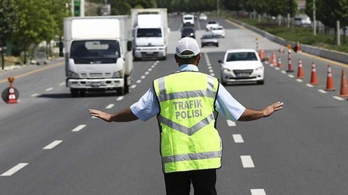 stanbul'da baz yollar trafie kapatlacak