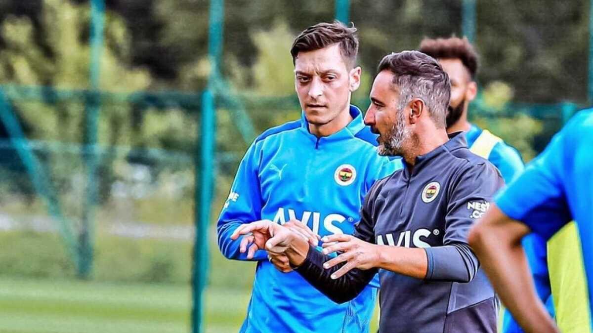 Fenerbahe Mesut zil-Vitor Pereira konusuna son noktay koydu