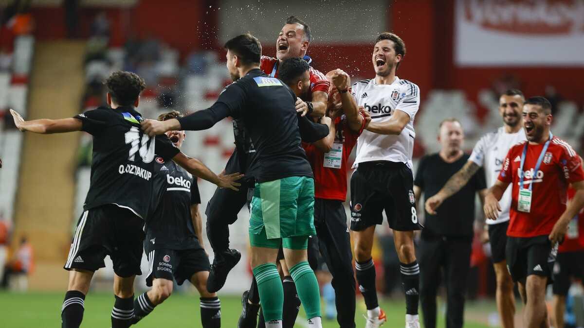 ZEL! Beikta'ta herkes atyor