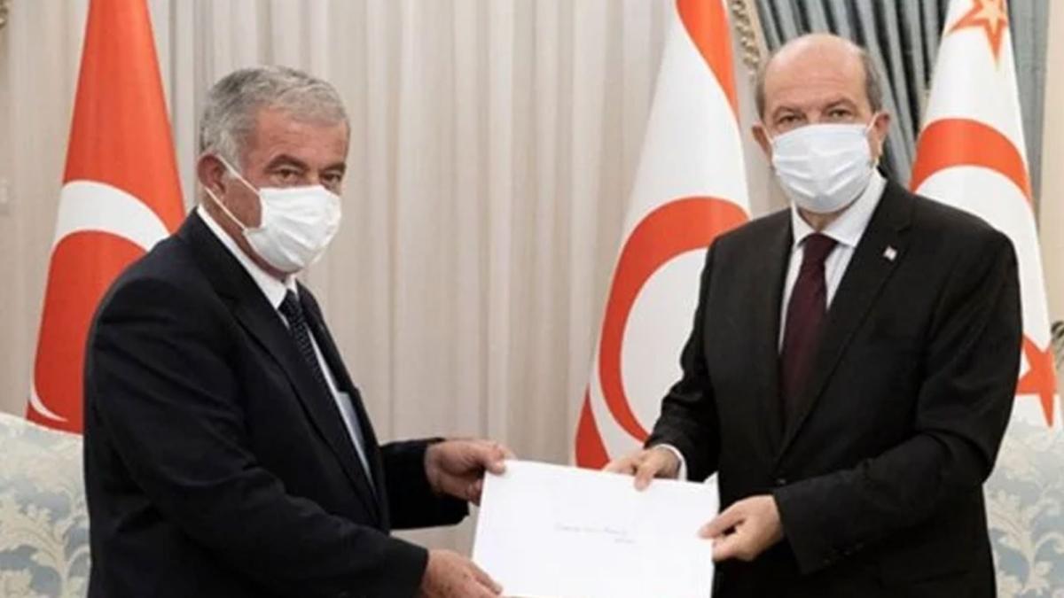 KKTC Cumhurbakan Tatar, Babakan Saner ve Meclis Bakan Sennarolu'yu kabul etti