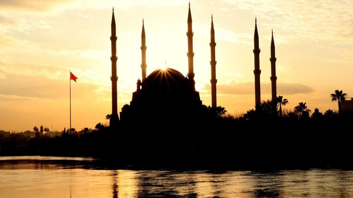 mevlid kandili istanbul ankara izmir iftar vakti 17 ekim 2021 iftar saati kacta ezan ne zaman okunacak