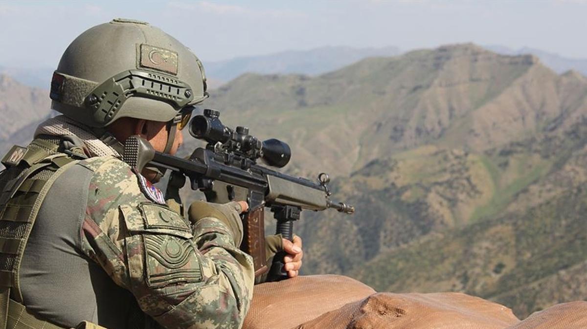 4 PKK'l terrist etkisiz hale getirildi