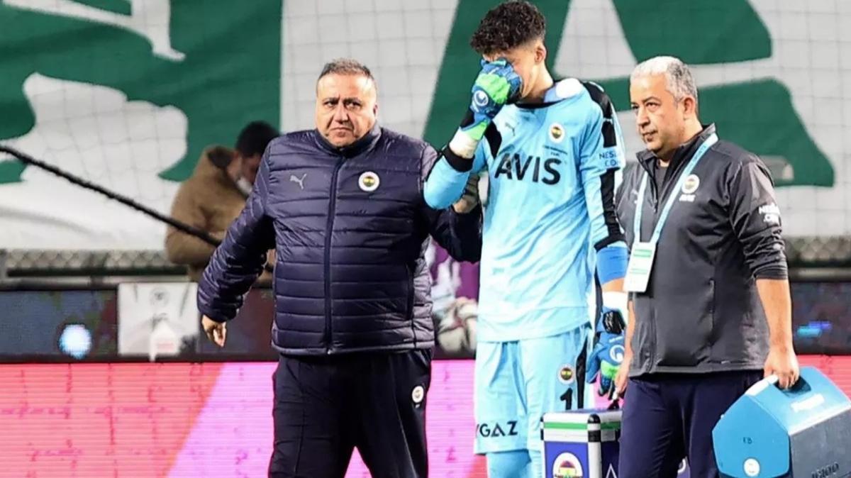 Fenerbahçe Haberleri: Altay Bayındır ameliyat edildi