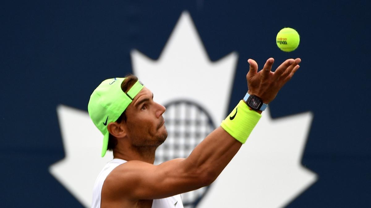 Rafael Nadal, nmzdeki ay kortlara dnyor