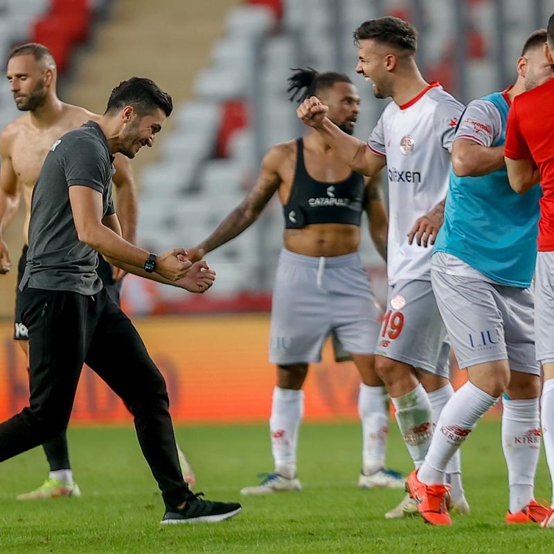 Nuri Şahin yine kazandı! Maç sonucu: Fraport TAV Antalyaspor-Altay: 1-0
