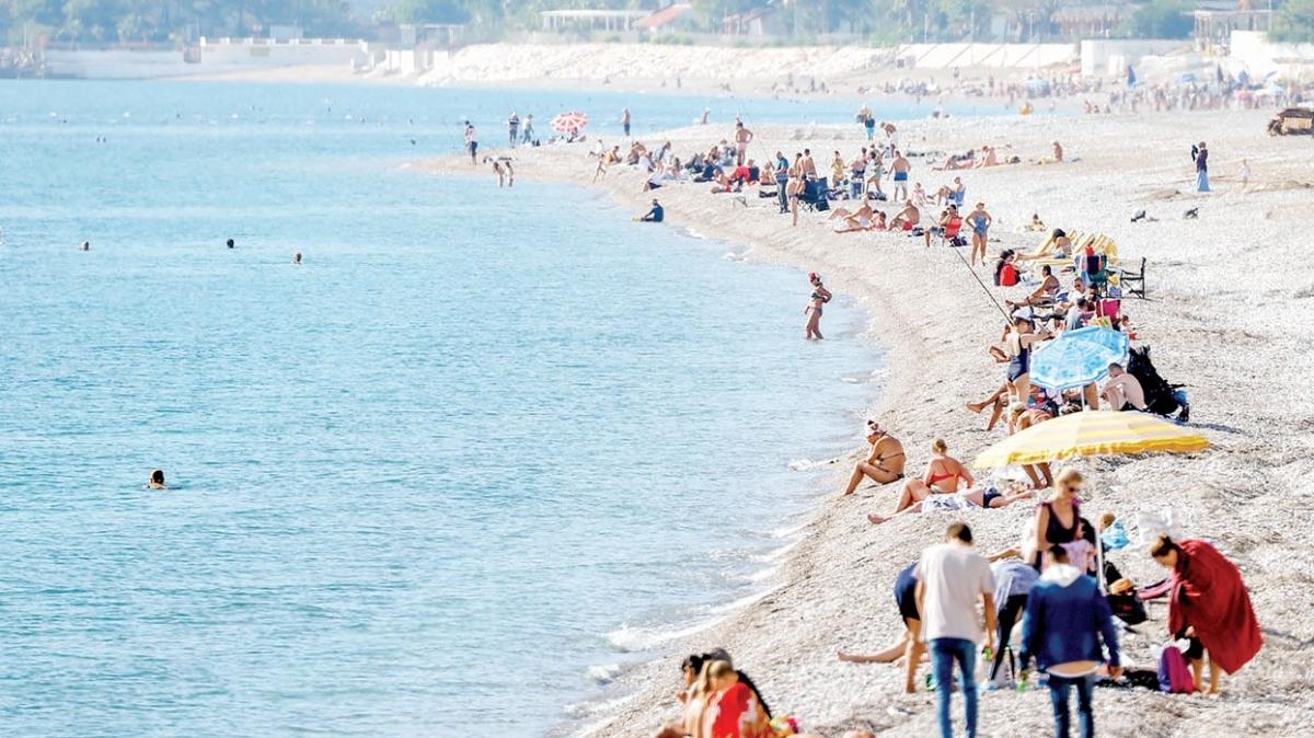 10 ayda 8.5 milyon turist! Antalya, turizmde yabancı rakiplerini solladı