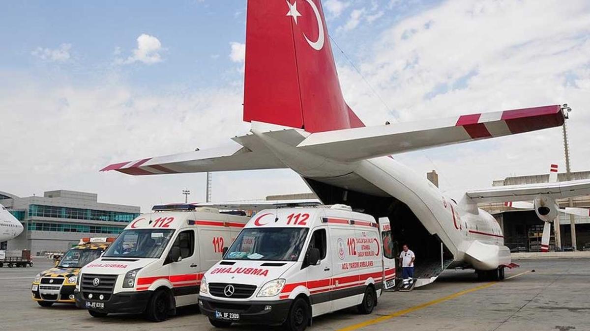 Trkiye'den Somali'ye askeri ara ve ambulans yardm