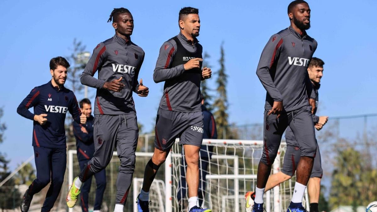 Trabzonspor'da Milli takıma giden oyuncular dönmeye başladı