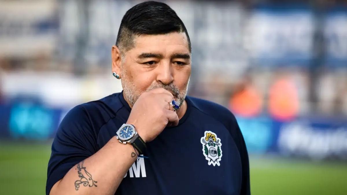 Maradona'yla ilgili gndemi sarsacak iddia: Gmlmeden nce...