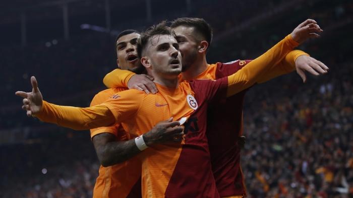 Galatasaray Marsilya Karsisinda Cimbom Gruptan Nasil Cikar