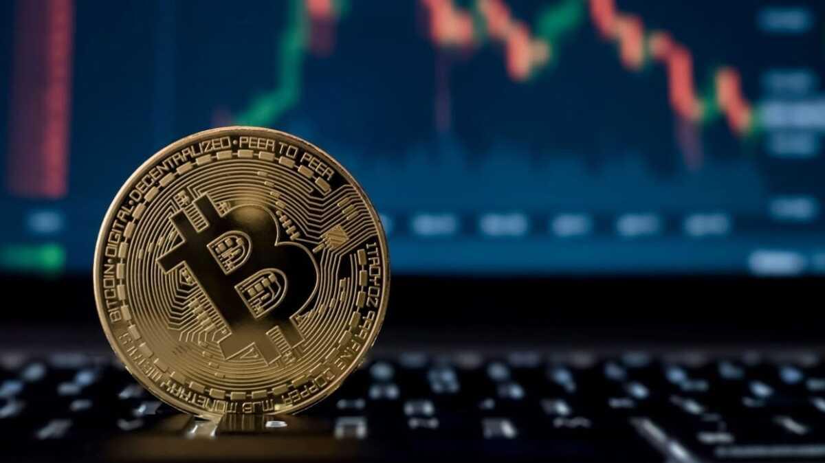 Bitcoin tarihi zirveden abuk dt... Kripto parada kayp byk