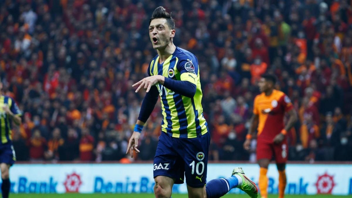 Fenerbahçe'de gözler Mesut Özil'de! Yetişebilecek mi"