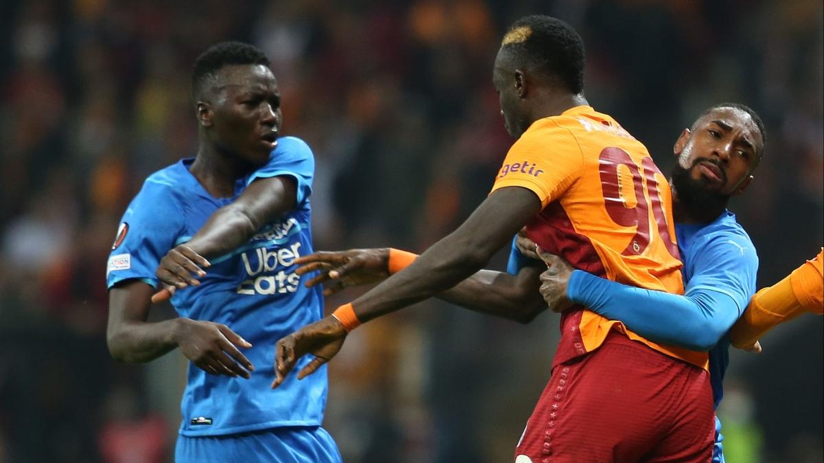 Mbaye Diagne: Galatasaray taraftarını çok seviyorum