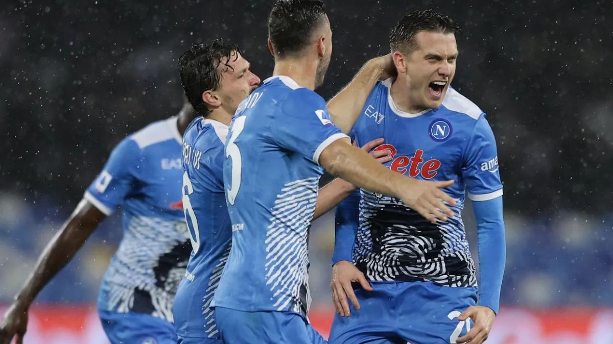 Napoli'den Lazio karsnda gol ov